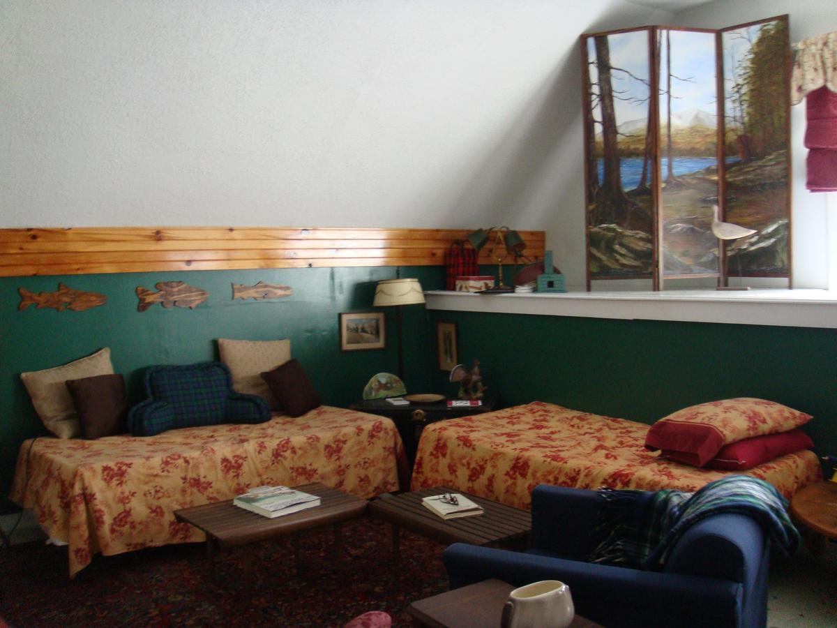 Parks Edge Inn Millinocket Екстер'єр фото